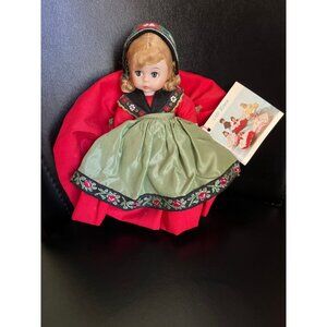 Vtg 1970's Madame Alexander "Sweden" Friends From Foreign Lands 1972 Hang Tag